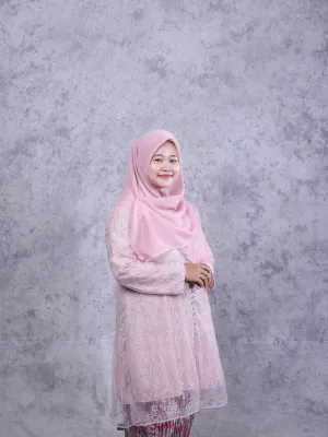 Diah Santi Novitasari, S.Pd